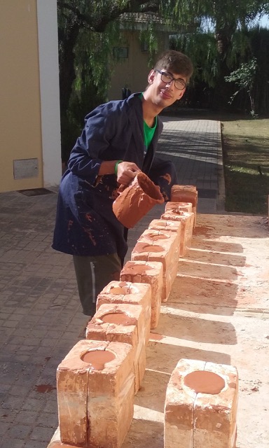 Rafa Molina making terracotta cups at Asprodisis. Photo © snobb.net